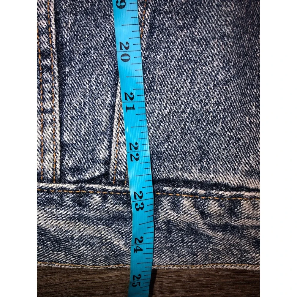 Vtg Levis Trucker Jacket Men's‎ M Blue Denim 70507-4890 Mickey Mouse World Tour